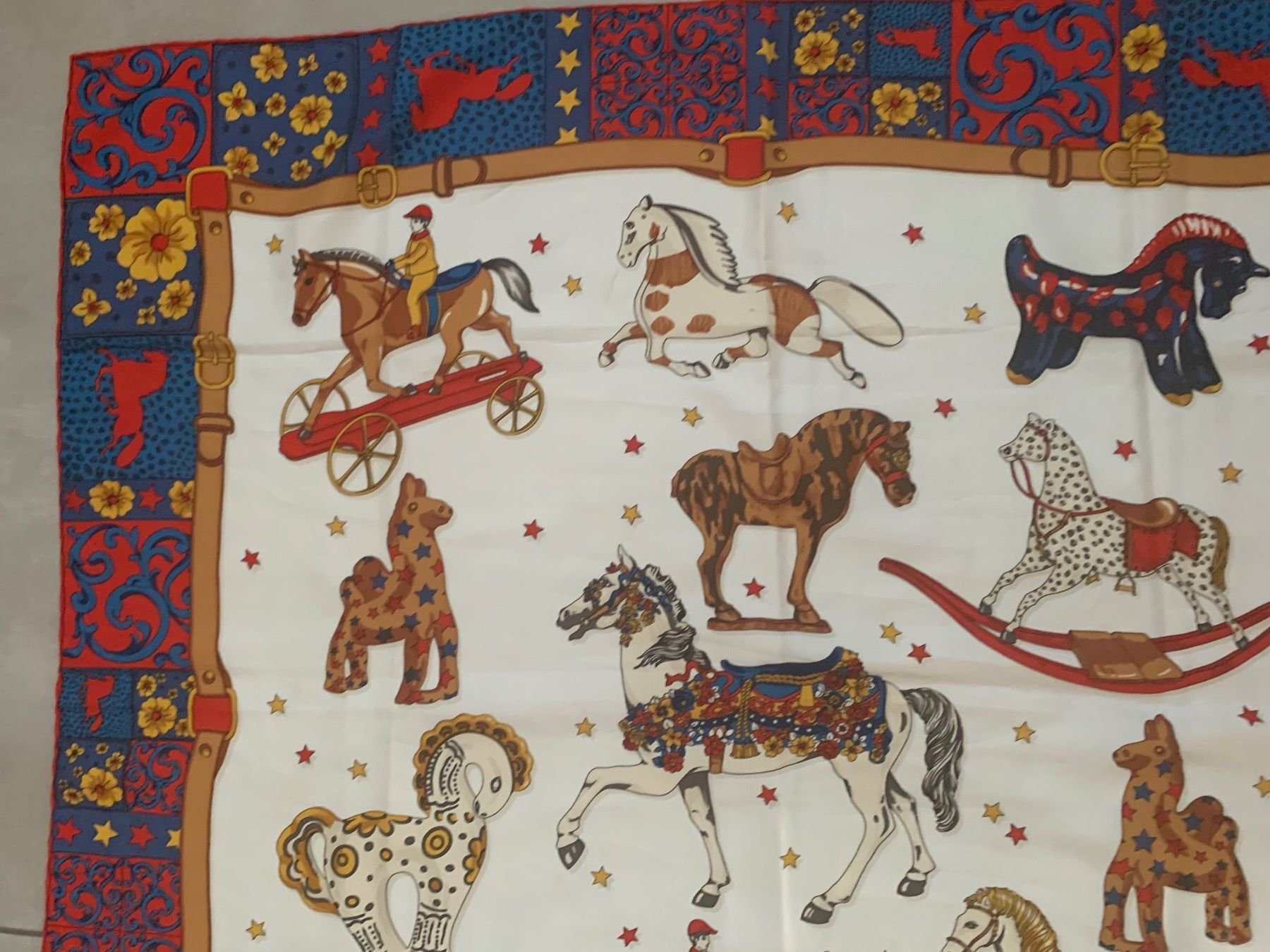 Longchamp Foulards, Tücher & Schals: Longchamp foulard – Gebraucht aus Lugano von  3