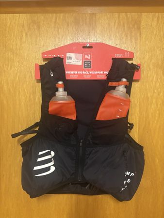 Gilet de course Compressport NEUF