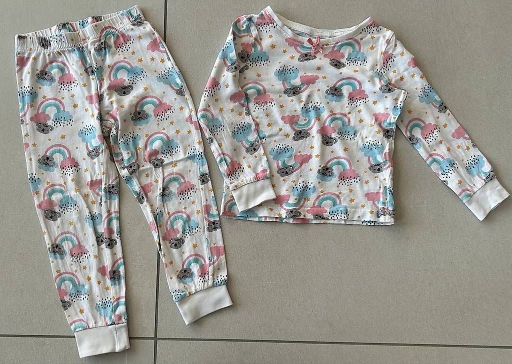 Pigiama & Simili: Pyjama Set Grösse 98/104 Zweiteiler  – Usato da Wil SG venduto da Goldi2010 2