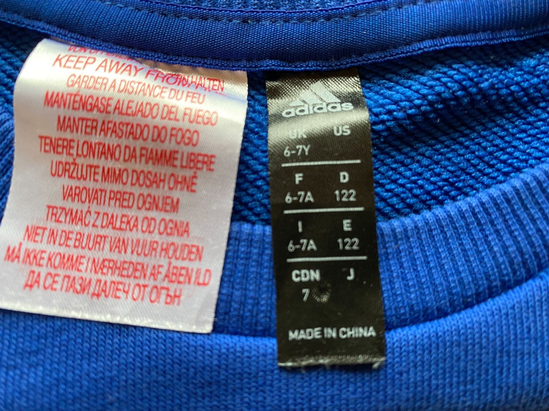 Adidas Pulls et sweat-shirts: adidas Pulli 122 – D'occasion à Wagen par 20Ricola18 2