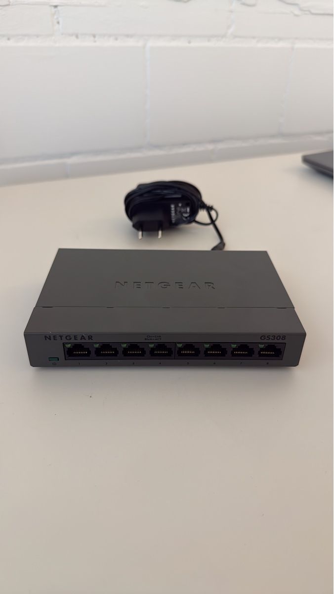 Netgear Hub & Switch: Netgear G5308v2 Switch 8 Ports gebraucht – Usato da Stäfa venduto da Maba10