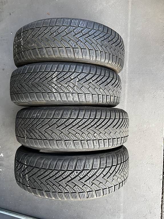 Pneumatici & Ruote complete: 185/65 R15 Winterreifen – Usato da Sursee venduto da gas_8n5t