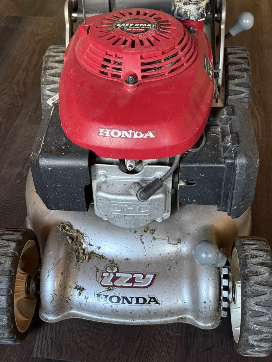 Honda Tagliaerba: Honda Rasenmäher Benzin – Difettoso da Schaffhausen venduto da mustang002. 1