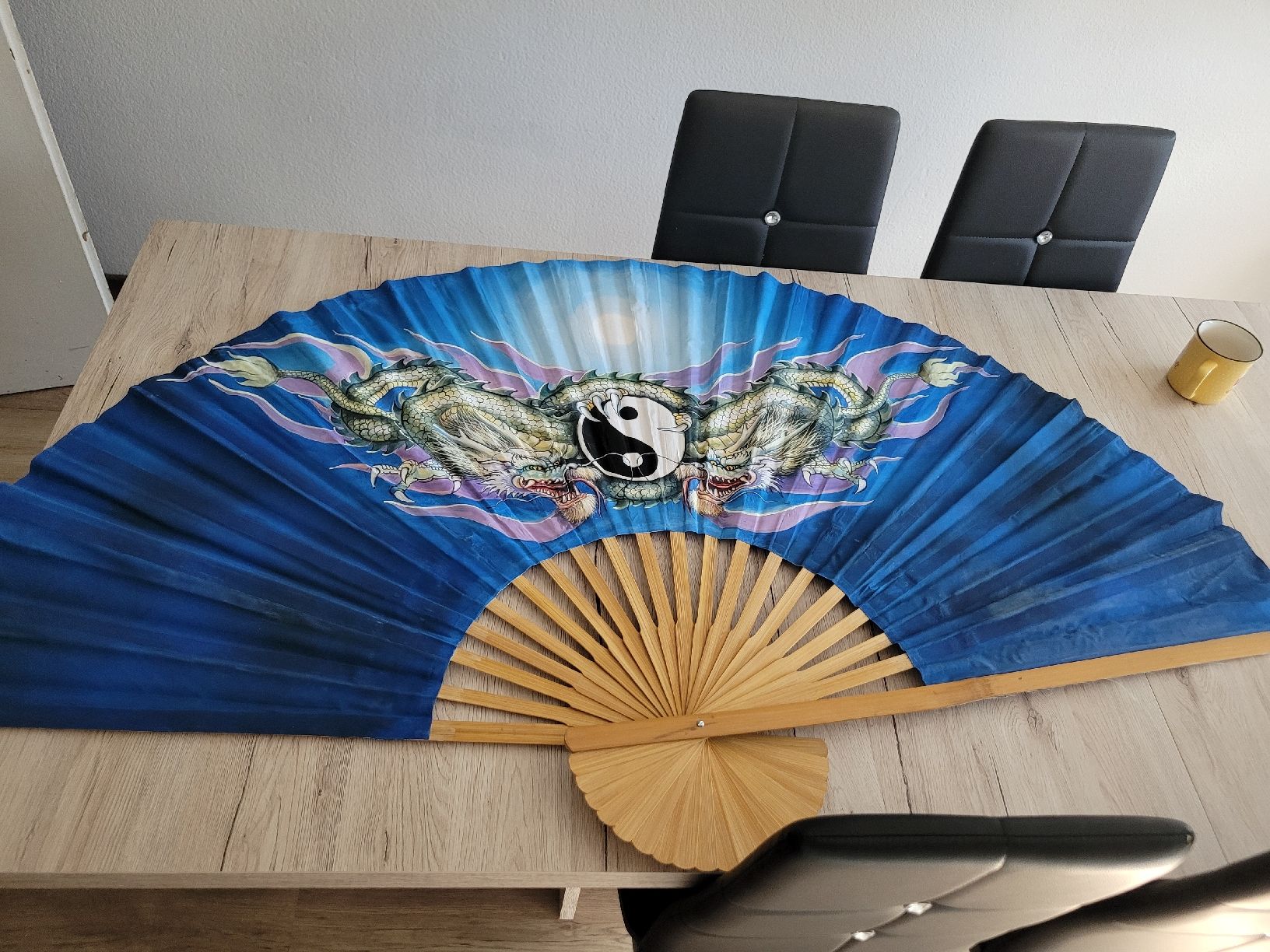 Tutte le decorazioni: Wand Fecher – Usato da Schwerzenbach venduto da Riplay