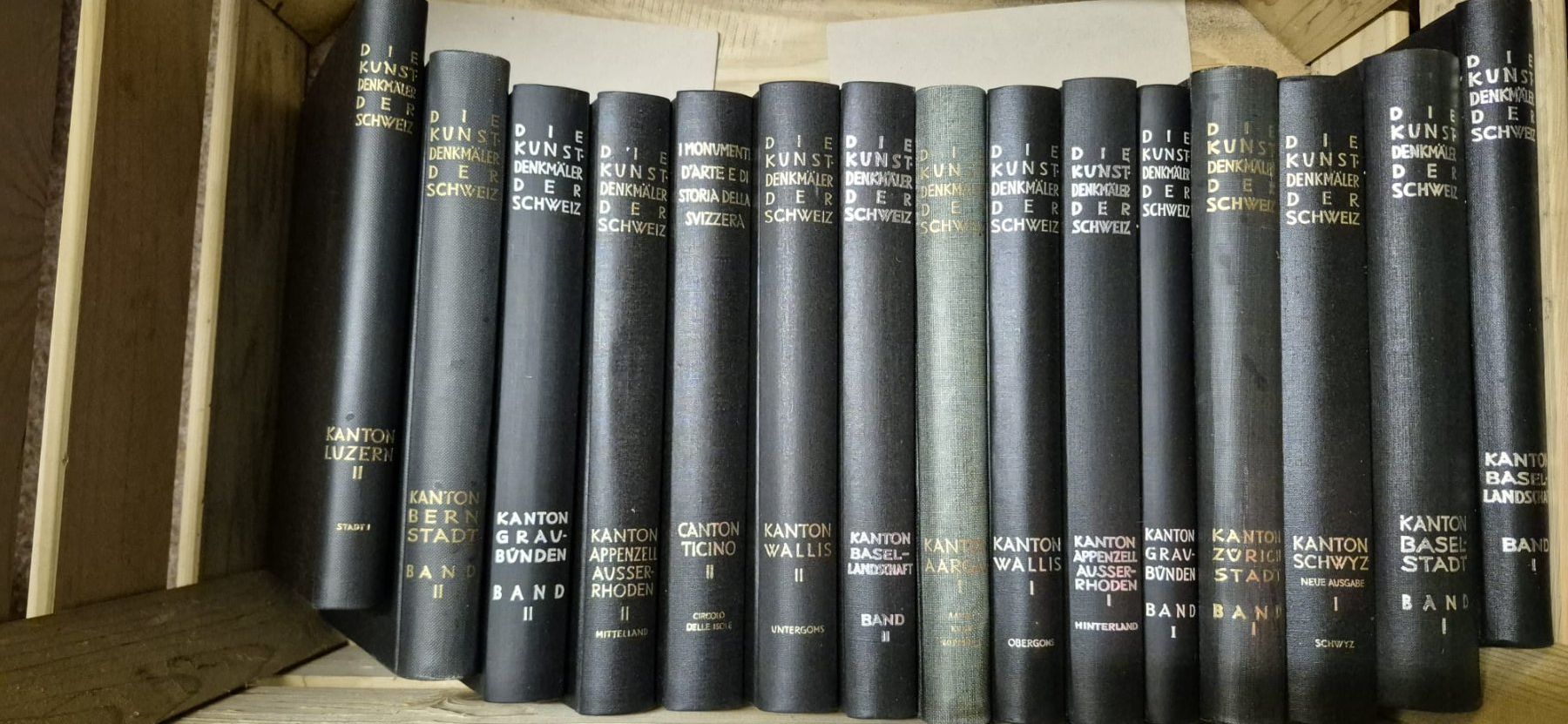 Livres: Kunstdenkmäler der Schweiz – D'occasion à Rain par Affe34