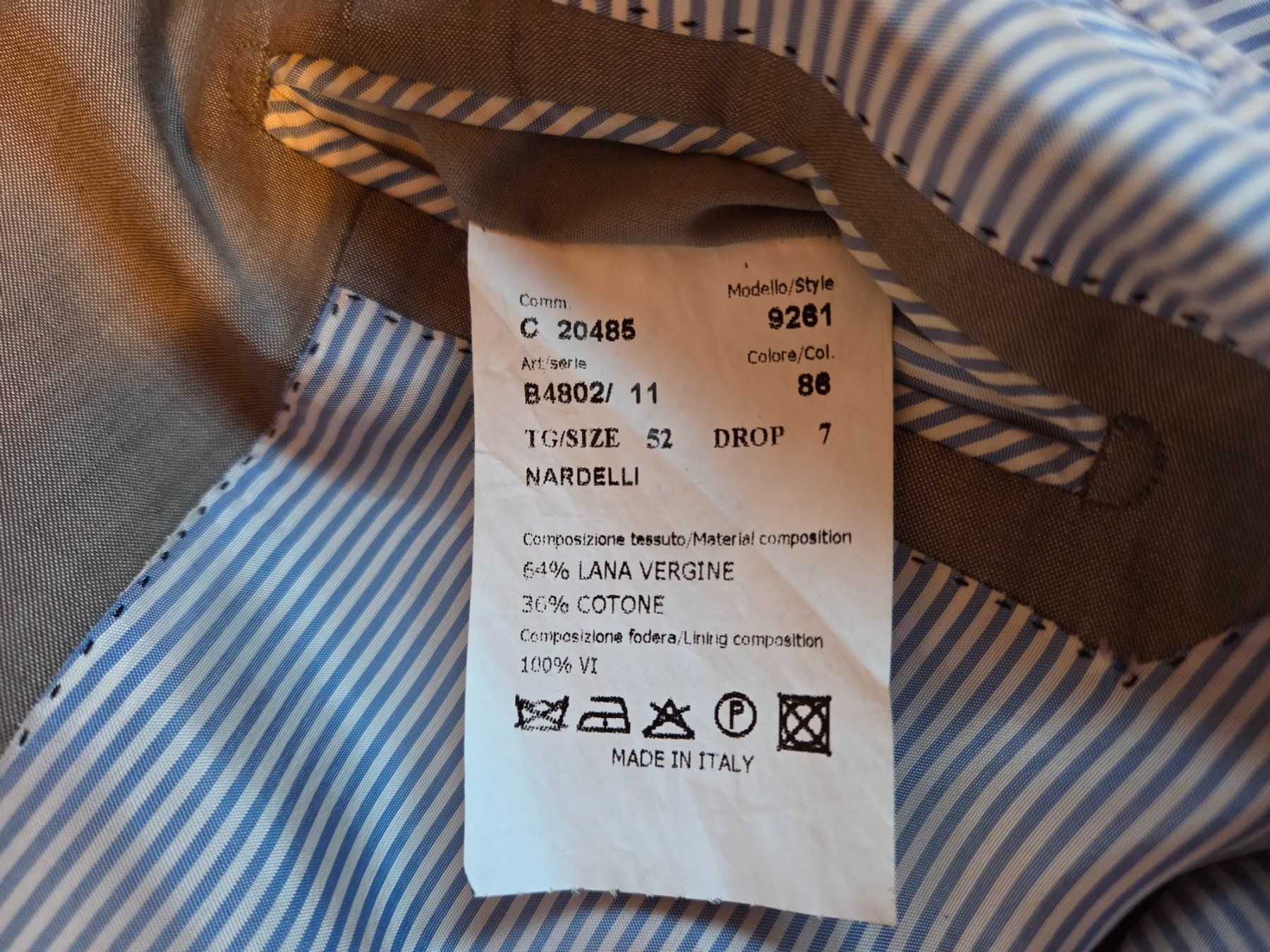 Completi: 2 teilige Anzug Agnelo Nardelli Gr 52 – Usato da Basel venduto da olivier84 2
