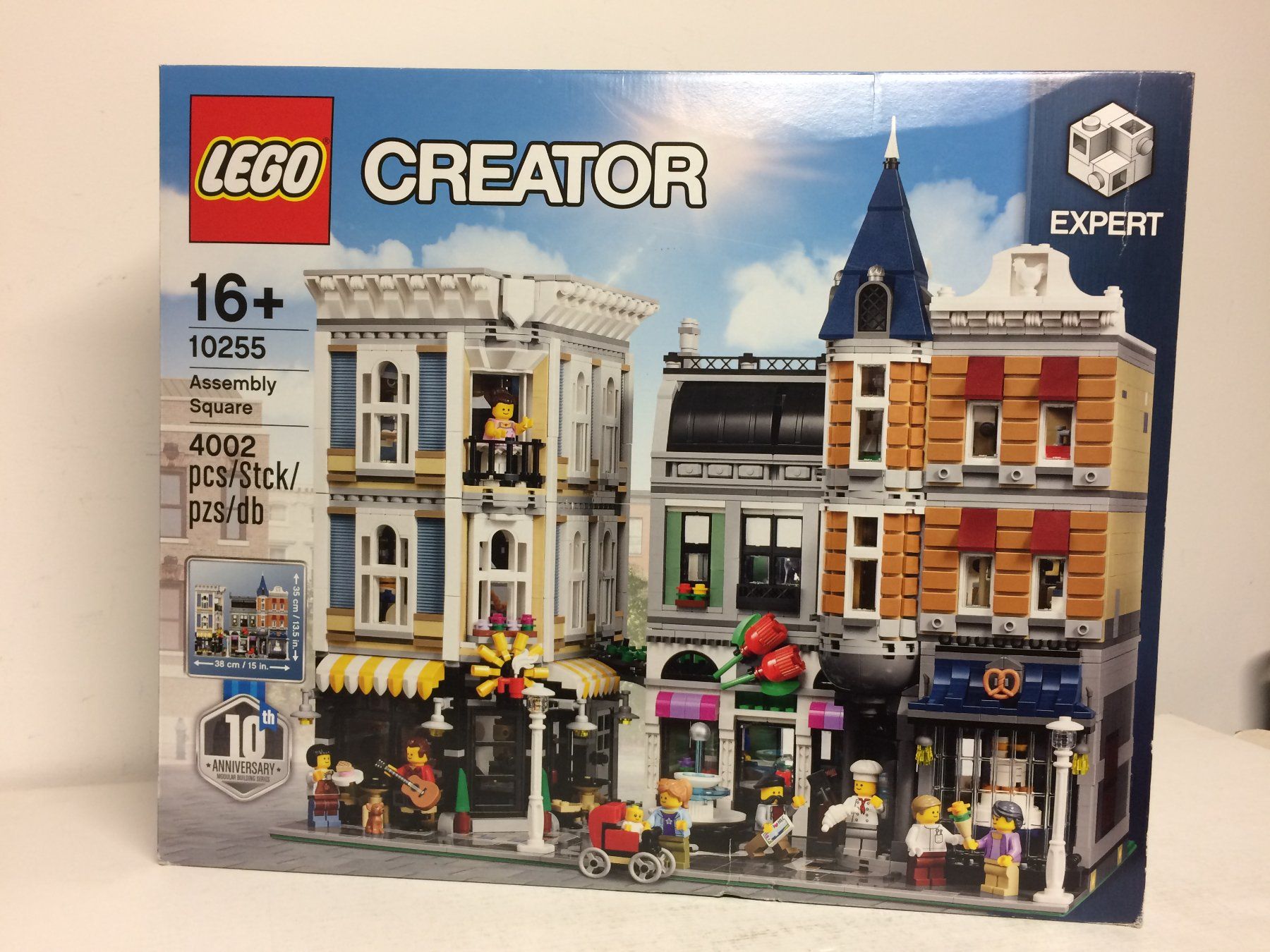 Lego Kit di costruzioni: LEGO MODULAR BUILDING COLLECTION 10255 ASSEMBLY SQUARE new – Nuovo (secondo la descrizione) da Vezia venduto da Aquarius_Age 1