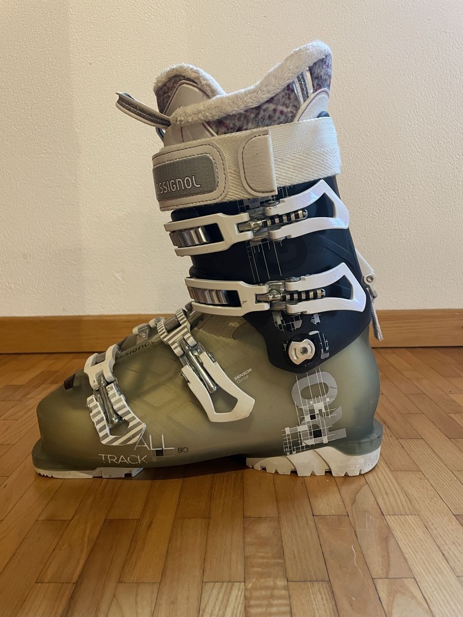 Rossignol Scarpe da donna: Rossignol Skischuhe – Usato da Chur venduto da buc_6tcp 2