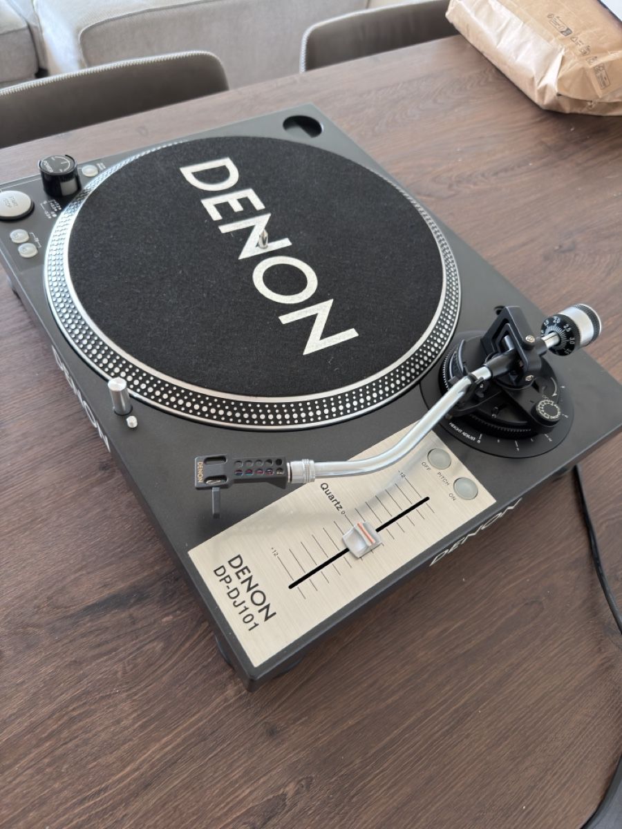 Denon Giradischi: DJ Turntable Denon DP-DJ101 – Usato da Zürich venduto da Rocola26 2