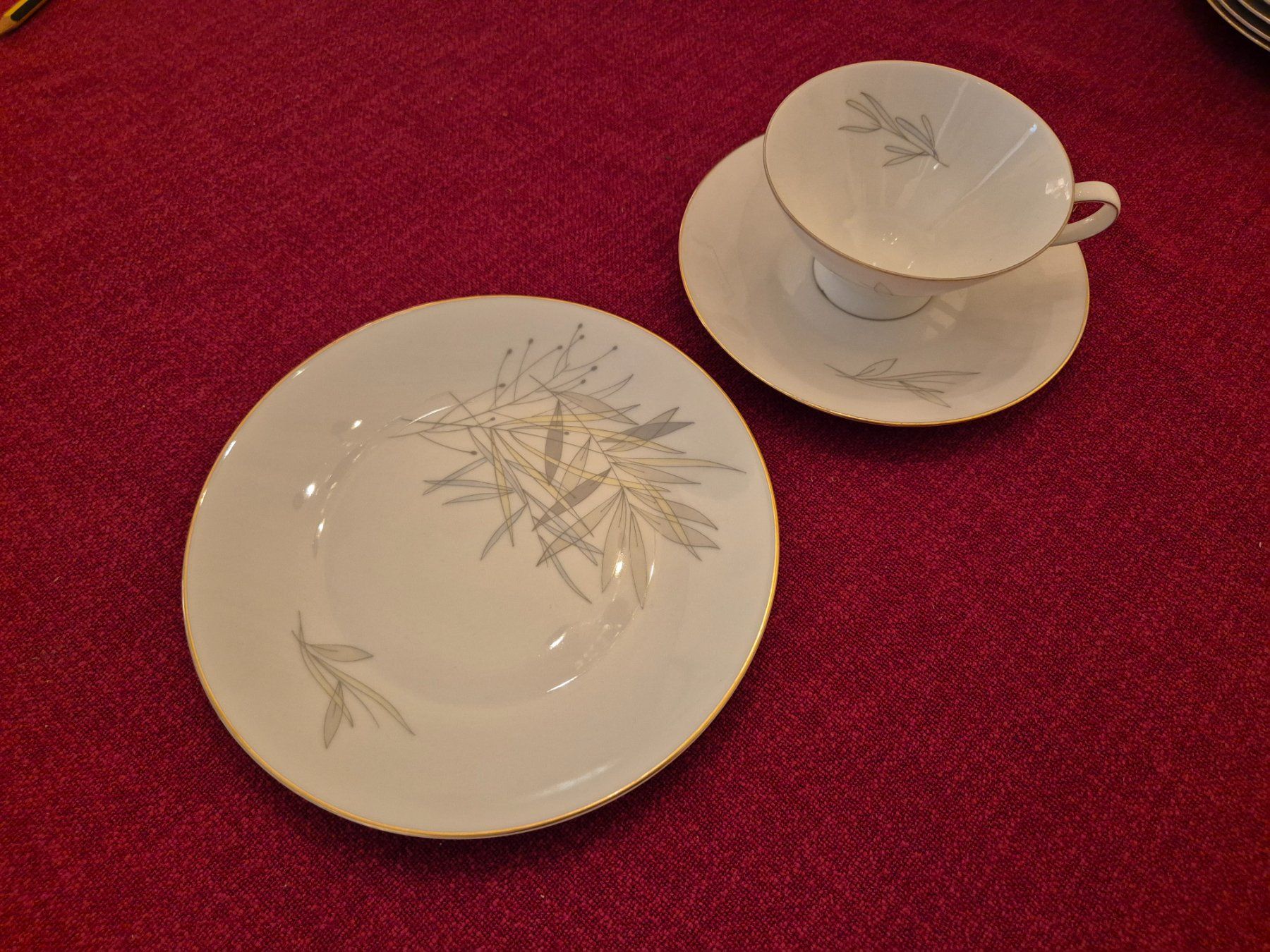 Rosenthal Set di piatti: Rosenthal Vintage Tee-/Kaffeeservice – Usato da Steinach venduto da ACMO32O 1