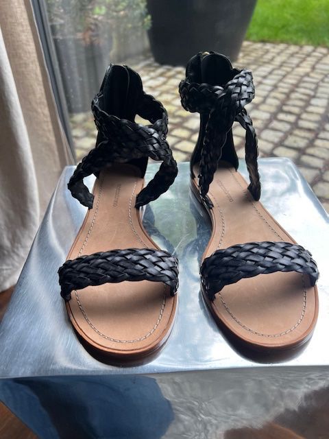 Vanessa Bruno Scarpe da donna: Vanessa Bruno Sandalen Grösse 39 – Nuovo (secondo la descrizione) da Burg im Leimental venduto da Anna_Wiener