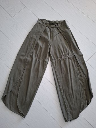 Olive Grüne Sommerhose, Grösse xs bequem!