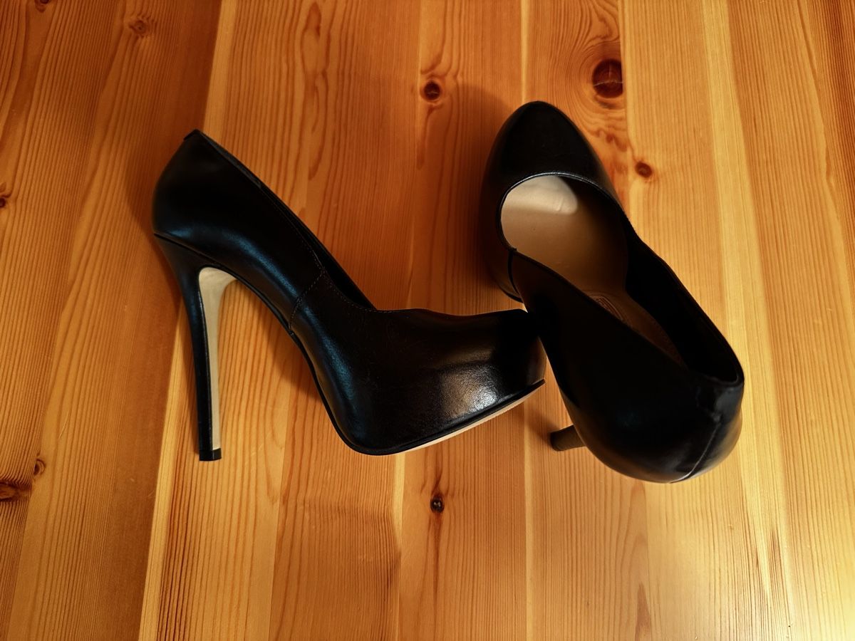 Buffalo Scarpe da donna: Buffalo High Heels, Echtleder, Grösse 37, Schwarz – Usato da St.Moritz venduto da El_telemarco 1