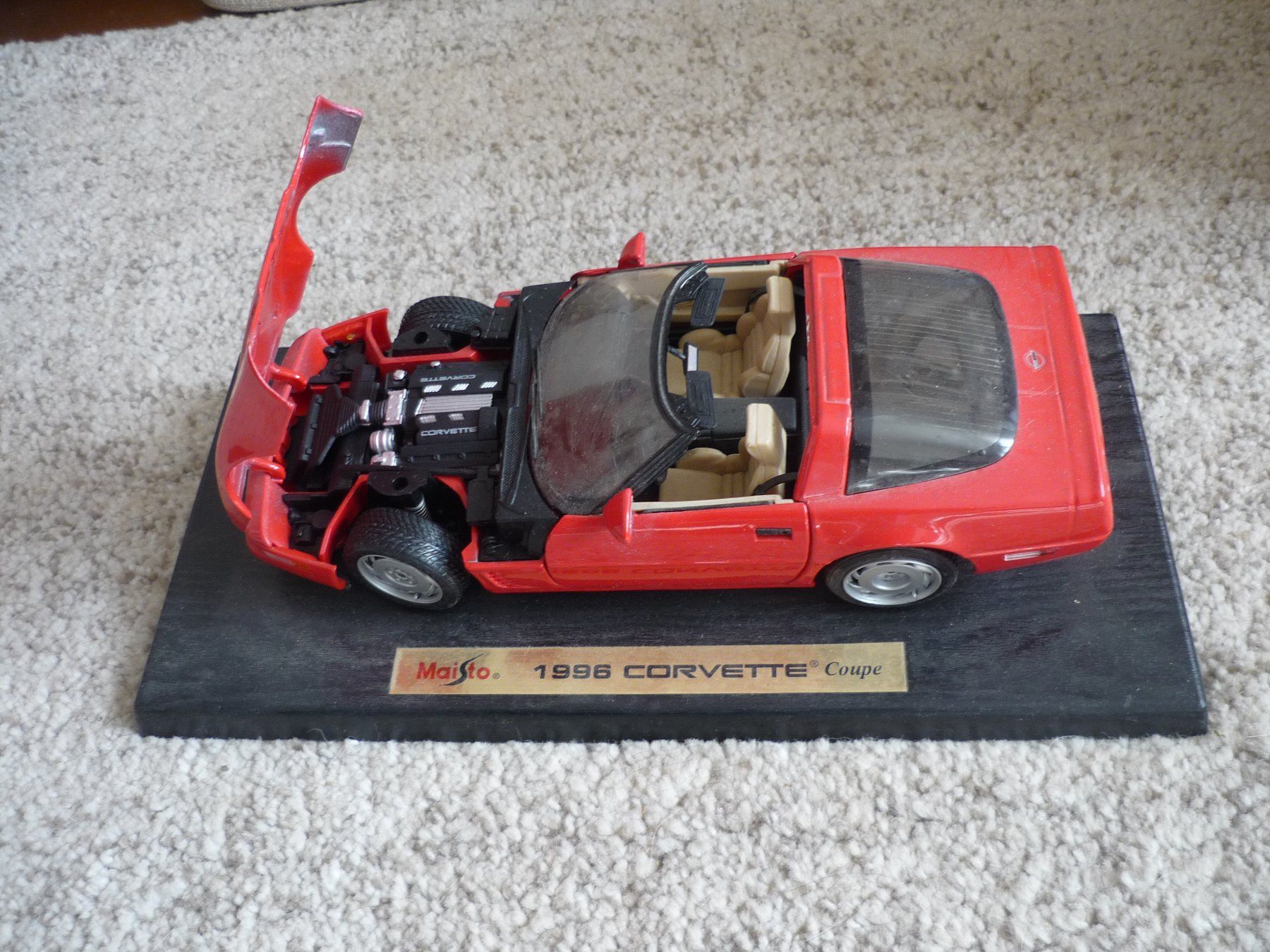 Maisto Modellini d'auto: Deko Vintage Auto Model - Maisto 1996 Corvette coupe – Usato da Beringen venduto da Flatretriever