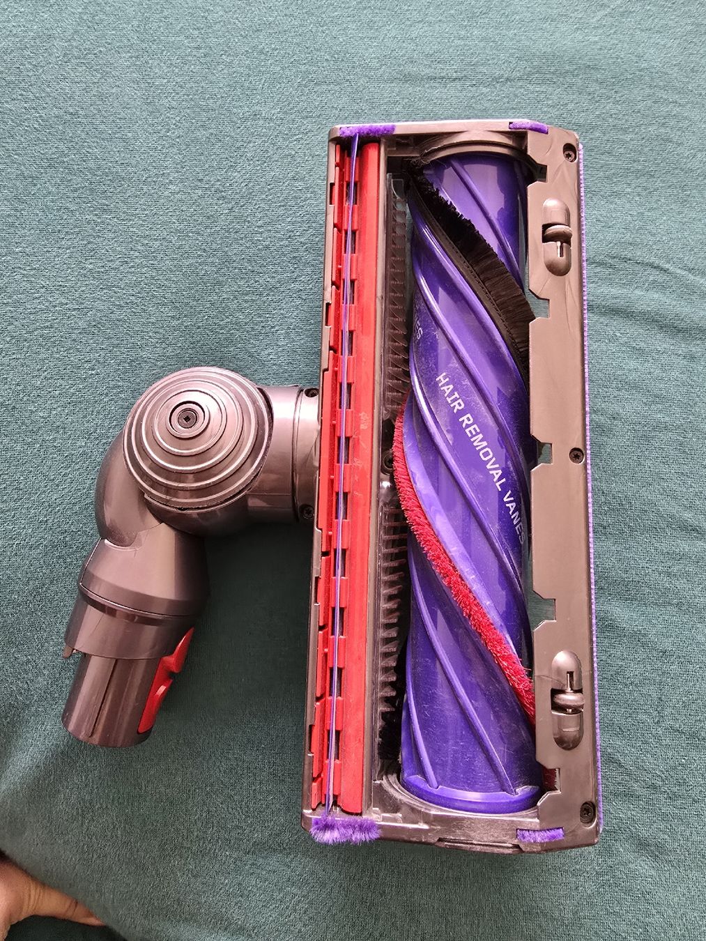 Dyson Altro per la casa: brosse Dyson V12 slim – Usato da La Chaux-de-Fonds venduto da Elissa