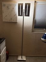 LED Ständerlampe mit warmen und kalten Licht sowie dämmbar