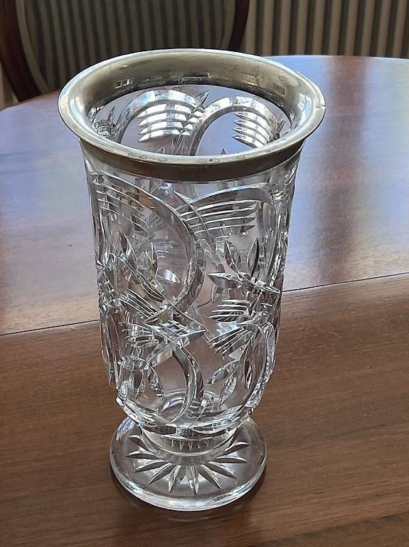 Vasi & Recipienti: Kristallvase mit Silberberandung – Usato da Rombach venduto da Mfro