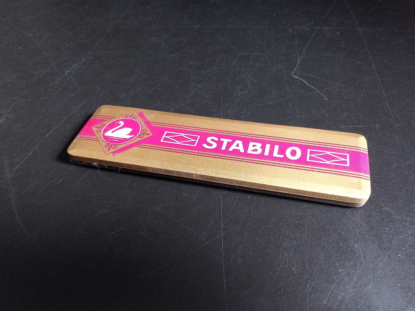 Stabilo Matite, matite colorate & gessi: Stabilo Bleistifte Vintage Metallbox Etui – Usato da Reiden venduto da Zofi-Brocki 2