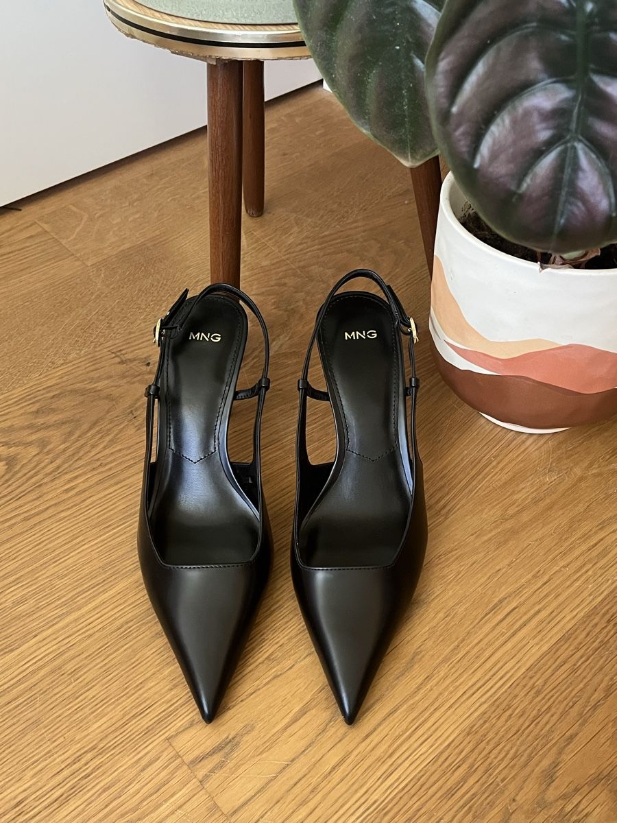 Mango Scarpe da donna: Spitze Slingback-Lederpumps von Mango – Nuovo (secondo la descrizione) da Bern venduto da SinaArikan