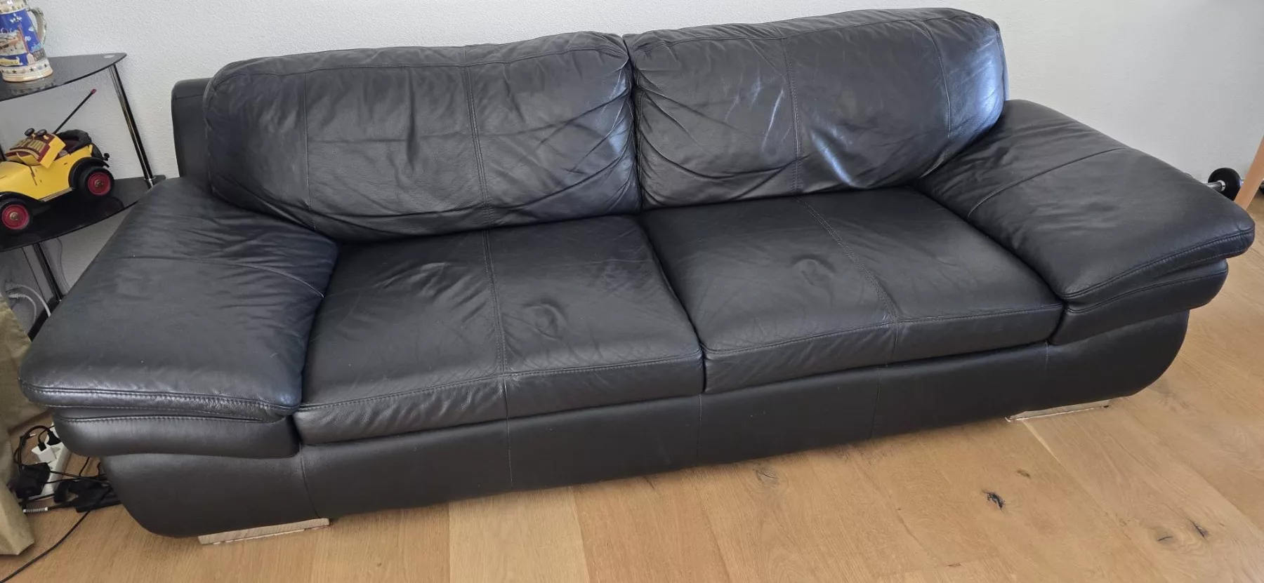 Farben: 3 er und 2er Leder Sofas – Gebraucht aus Richterswil von Preagg2014 1