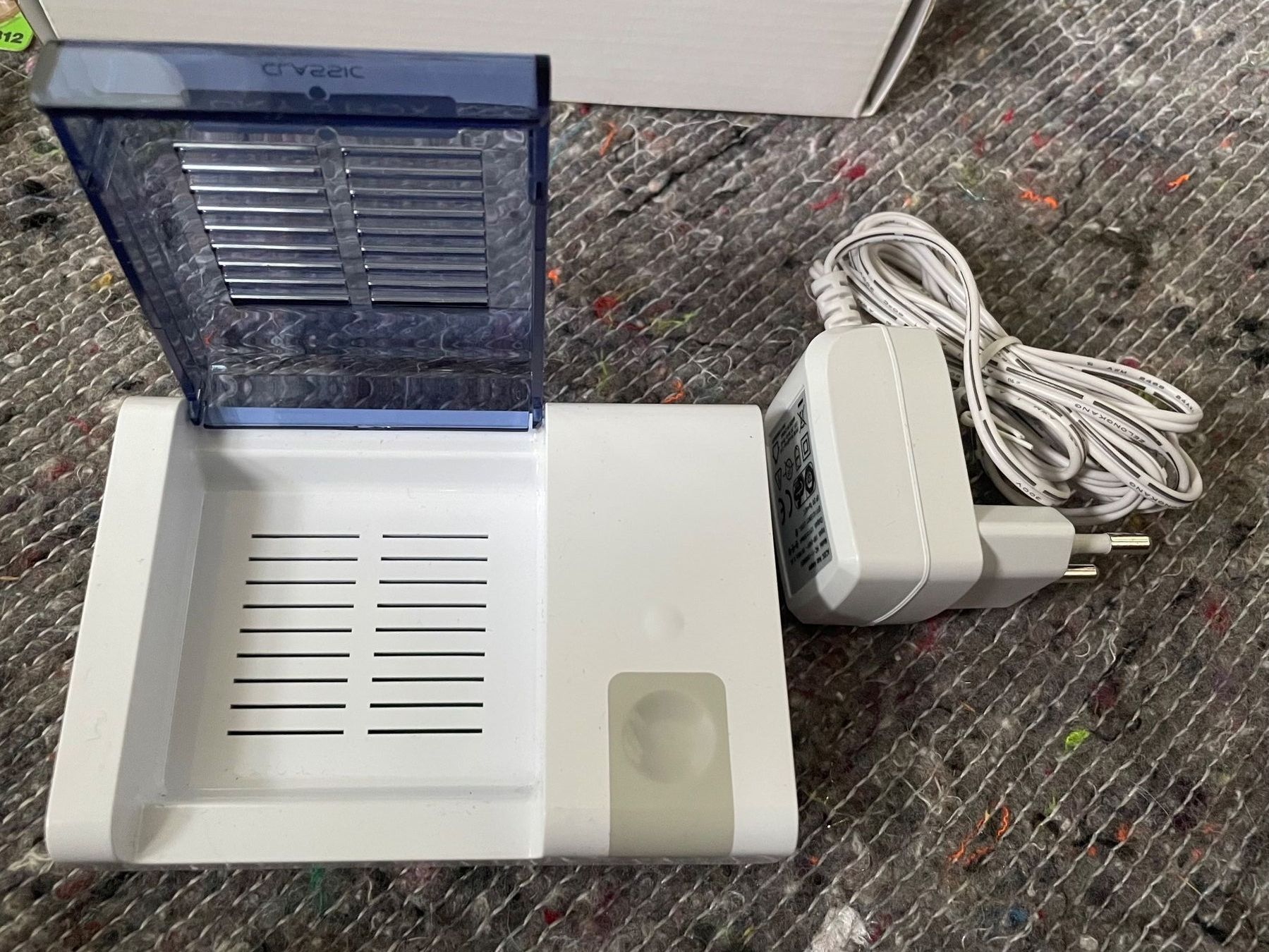 Wäschetrockner: Hörgerätetrockner Drybox Classic Audia Akustik GmbH E – Neu und originalverpackt aus Baar von bricksandmore 1