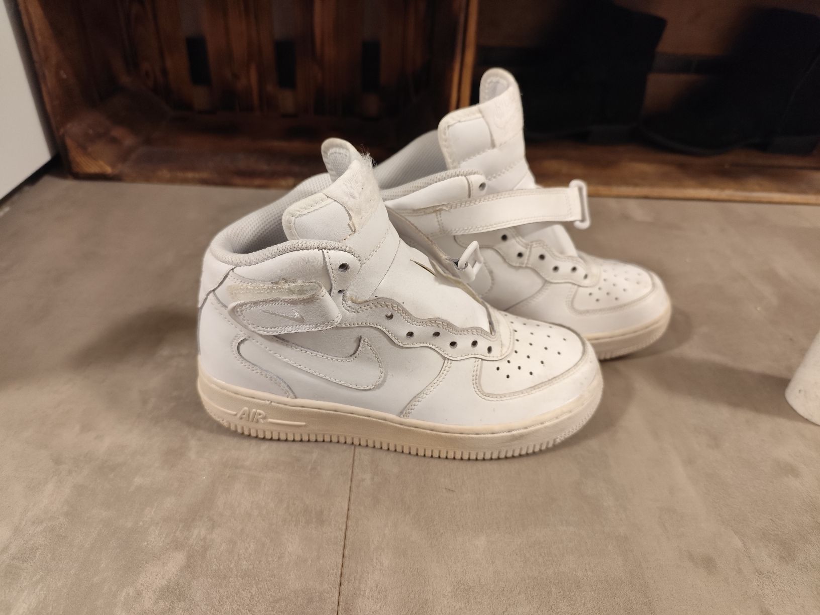 Nike Herrenschuhe: Nike AirForce 1 Gr. 36 – Gebraucht aus Wangen an der Aare von CheyenneSpahni