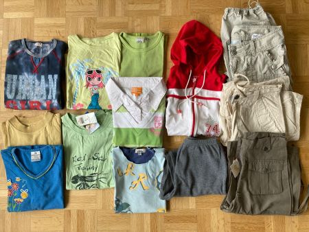 Kleiderpaket Mädchen, 128,140,158, Sommer, 13-teilig