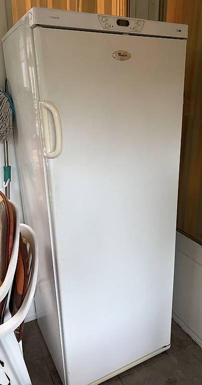 Whirlpool Congelatori: Congélateur Whirlpool 7 tiroirs – Usato da Vessy venduto da ongaros