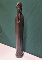Versand möglich! Hohe Madonna Figur aus dunklem Holz,