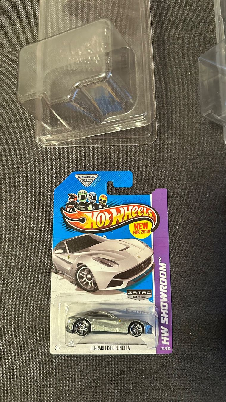 Hot Wheels Modellini d'auto: 4x Hot Wheels Ferrari OVP + Protector – Nuovo (secondo la descrizione) da Basel venduto da Brani91 1