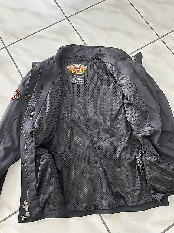 Giacche: Zu verkaufen Lady Harley Davidson Jacke – Usato da Recherswil venduto da Giowe 1