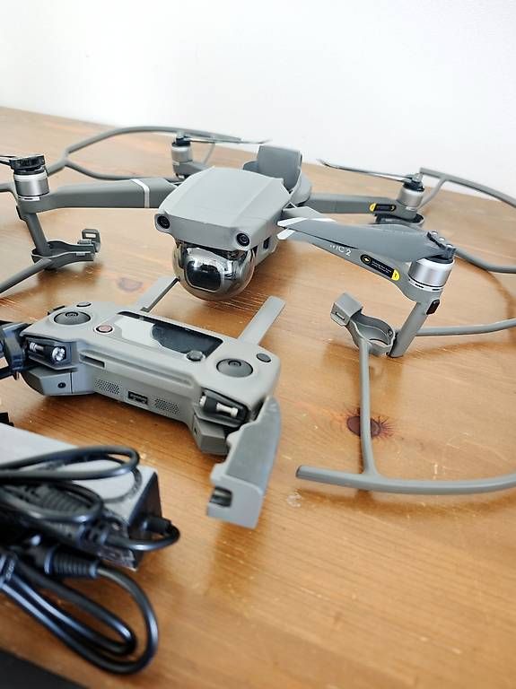 RC Kits de montage: dji mavic 2 pro mit fly more kot +akku – D'occasion à Chur par Edina1994