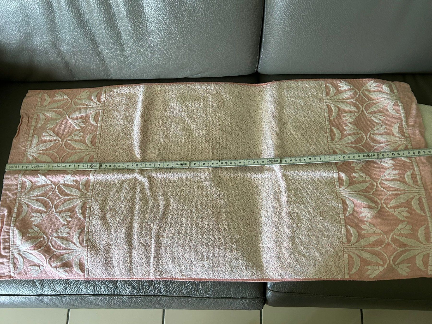 Badetücher: Asciugamano 46x92 cm – Gebraucht aus Melano von H-Sara