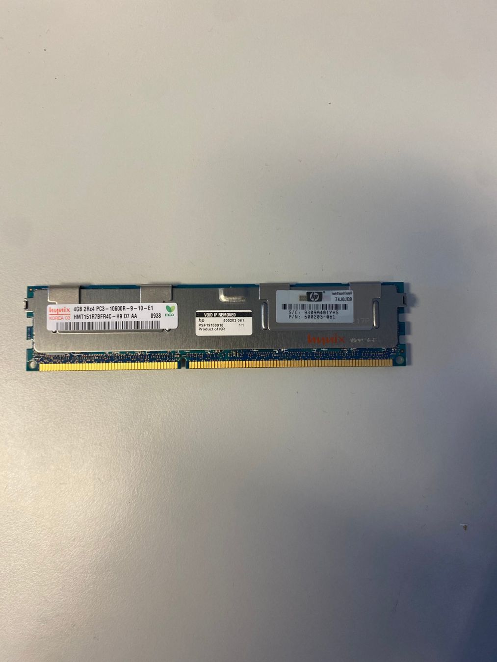 Memory / RAM: Hynix 4GB DDR3 RAM PC3-10600R – Gebraucht aus Zizers von Digitag0