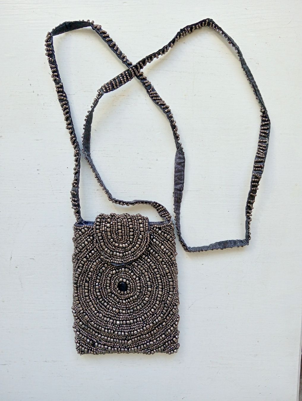Borse da donna: Handtasche im Vintage-Stil mit Silberperlen / Boho Y2K Abend – Usato da Allschwil venduto da Evgeniia78