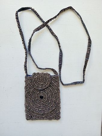 Handtasche im Vintage-Stil mit Silberperlen / Boho Y2K Abend