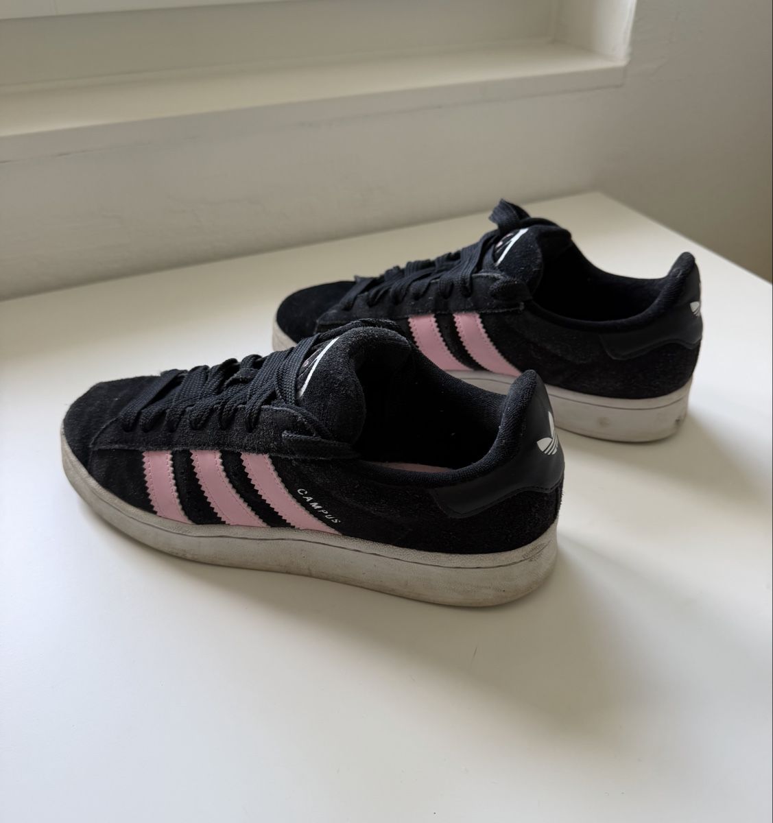 Adidas Scarpe da donna: Adidas Campus Sneaker Schuhe Gr.42 2/3 – Usato da Grosswangen venduto da koko_33 1