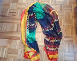 Grand foulard coloré avec chaînes/FarbenSchal gross mit Kett
