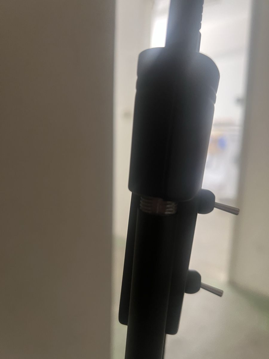 Lampade: Stehlampe schwarz verstellbar 2 Lichter  – Usato da Basel venduto da Dambiii 2
