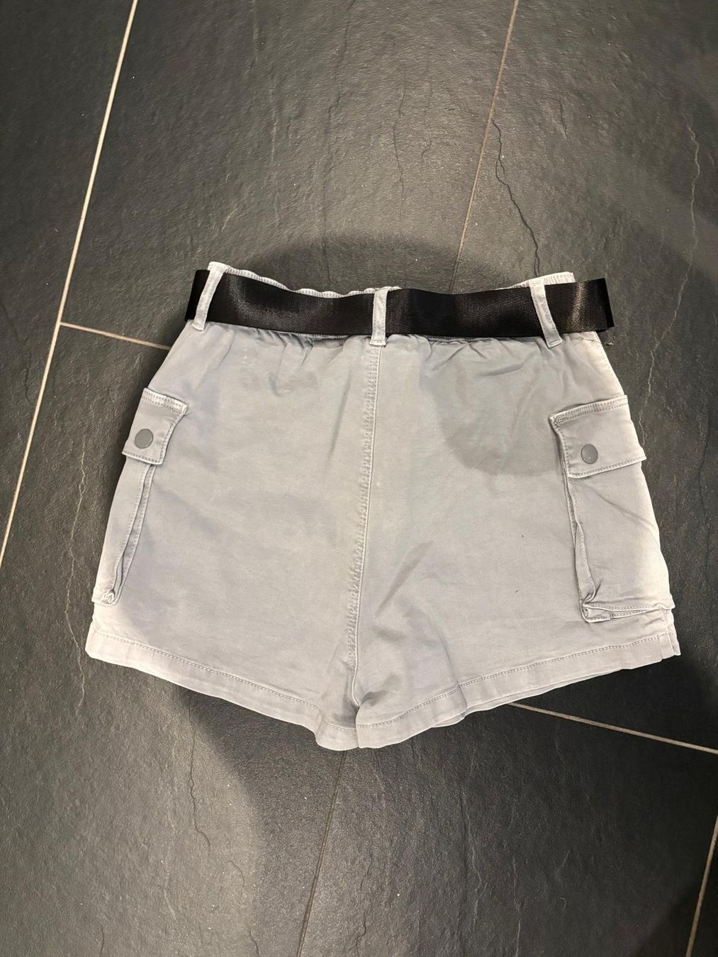 Lotti & Set di vestiti: 7-teiliges, trendiges Sommer-Set Grösse S oder 34 – Usato da Niederlenz venduto da nad_7g5w 1