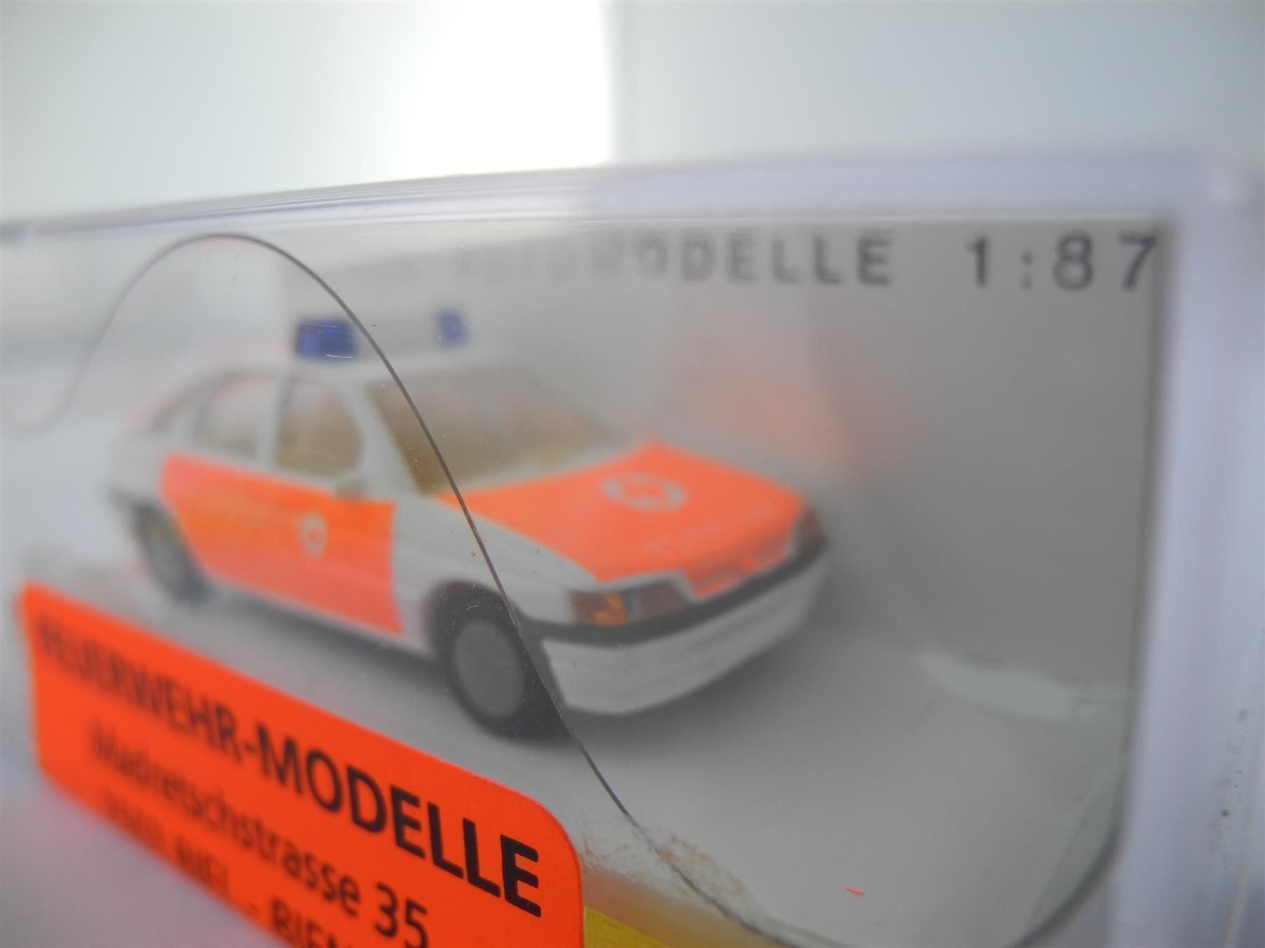 Busch Modellautos: Busch 45719 Ford Escort, Nr. R42 – Neu und originalverpackt aus Kottwil von Crazyrolf 1