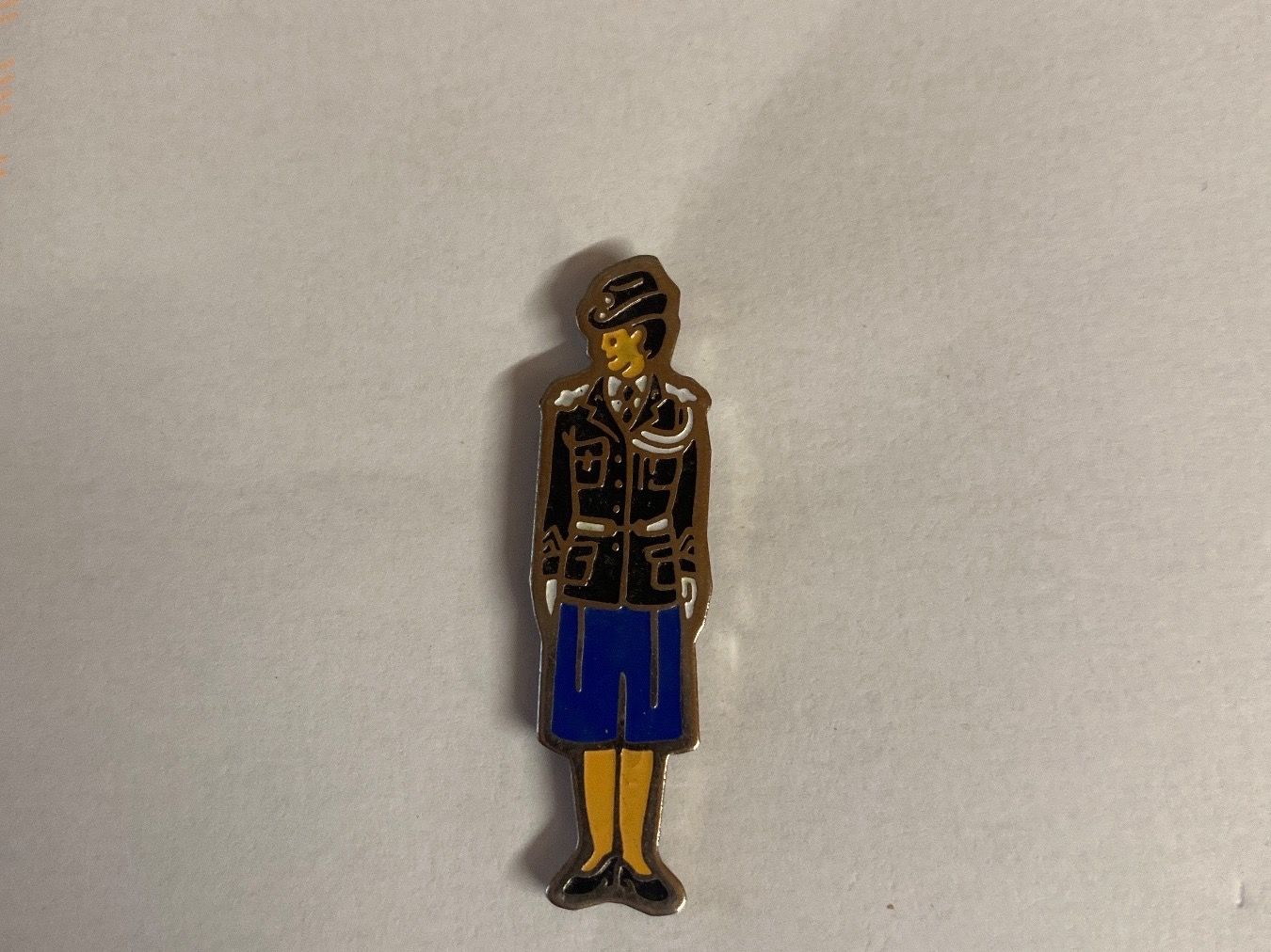 Placchette & Badge: PIN'S - GENDARMETTE – Usato da Le Brassus venduto da cinema13