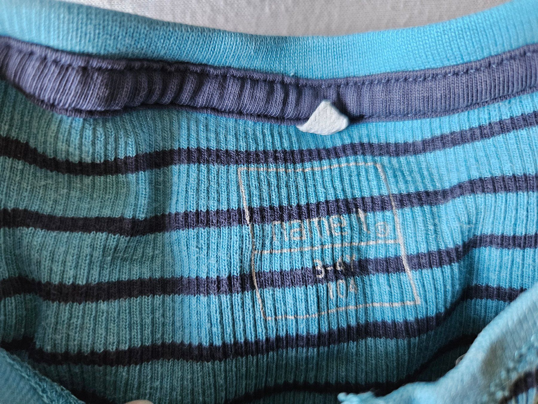 Lotti & Set di vestiti: Shirts Langarm Set 8 Stück ca. Gr. 98/104 – Usato da Unterengstringen venduto da saraman 6