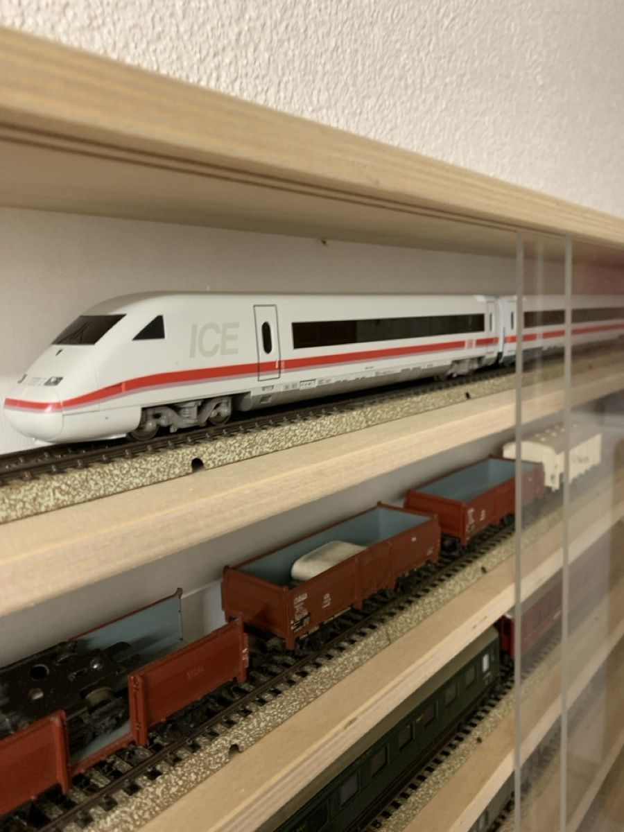 Märklin Modellini di ferrovie: Märklin Modelleisenbahn – Usato da Ittigen venduto da rut_v2qf 4