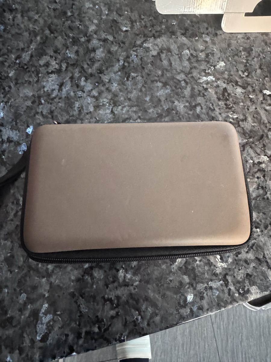 Nintendo Konsolen: Nintendo DSi XL gelb – Gebraucht aus Spiez von  5