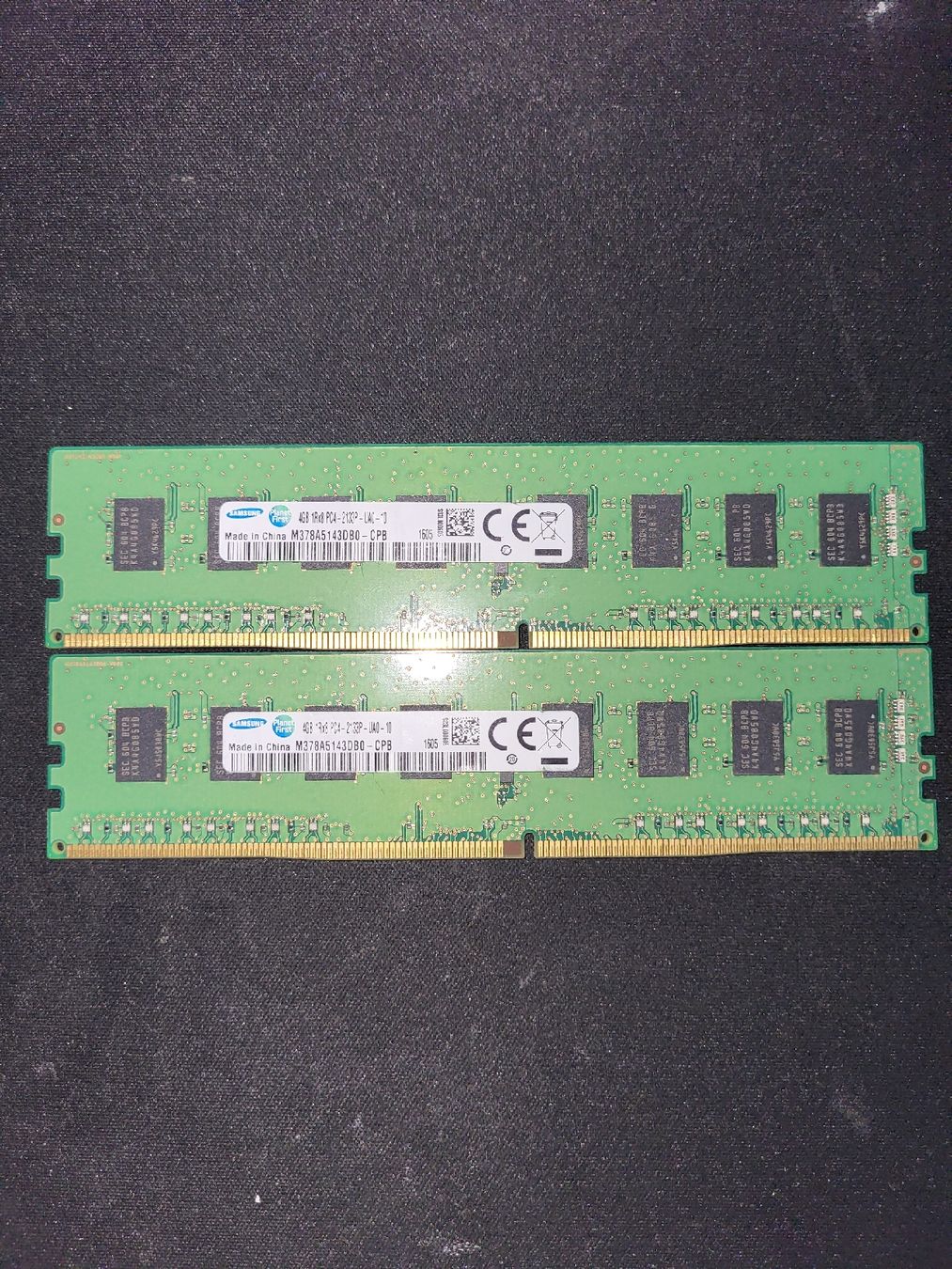 Samsung Memoria / RAM: 2x4gb ddr4 ram – Usato da Waldstatt venduto da Durstigog