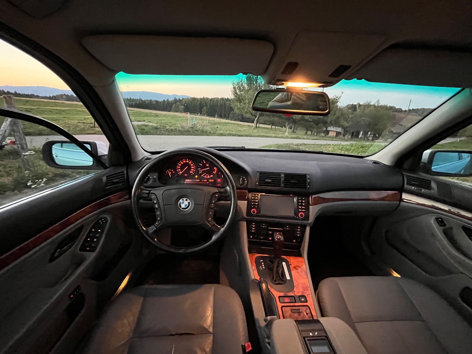 BMW Autos: BWM e39 540i Projektauto – Defekt aus Solothurn von MagnaLab 7