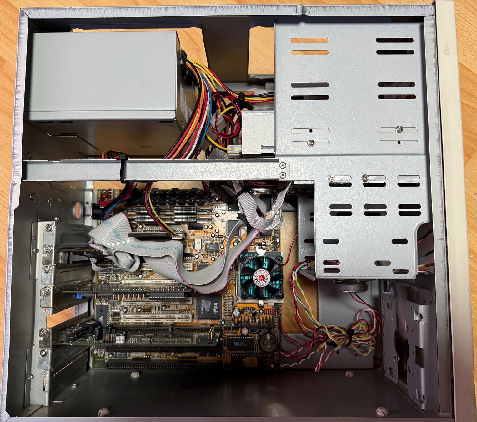 PC: Retro Computer Pentium 133MHz, 48MB RAM, 2GB HDD, SB16Pro – Usato da Sulgen venduto da thomas_comp 2