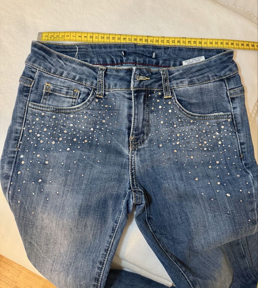 Jeans: Stylische Glitzerjeans Grösse 38 – Usato da zürich venduto da Bailey17 6