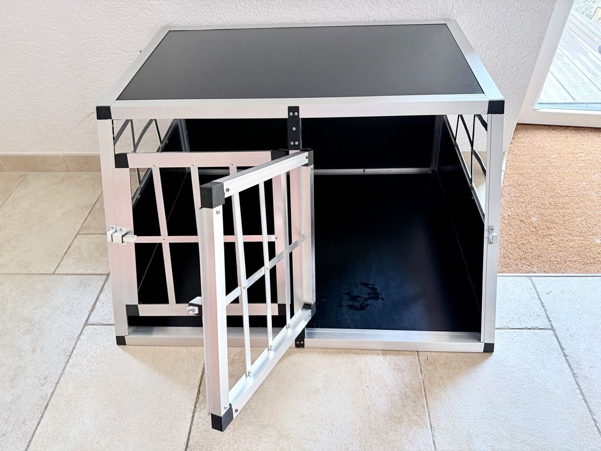 Gabbie, trasporto & Sicurezza: Dog transportation box for a medium-sized dog – Usato da Bière venduto da kat_m2qn 2